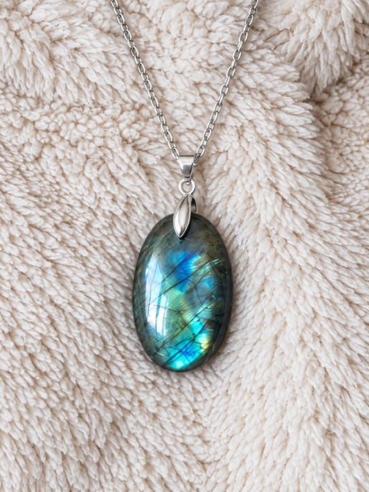 Pendentif en labradorite bleu/vert